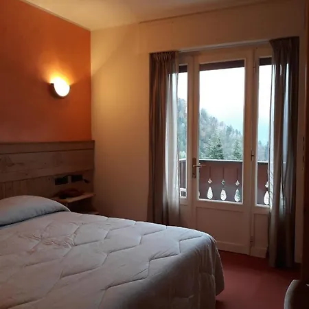 Albergo Piazzatorre Hotel 3*